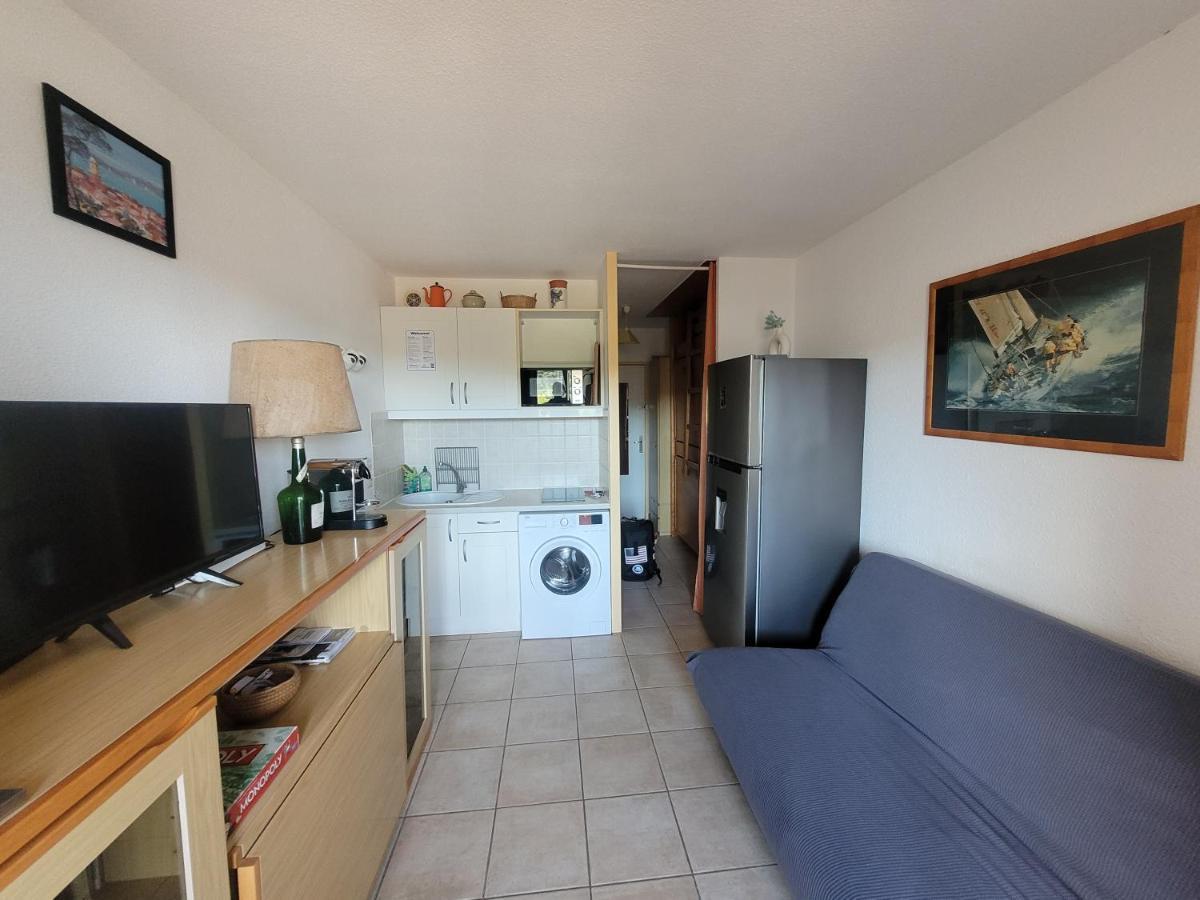 Appartement Paisible Avec Vue Panoramique Mer Et Acces Direct Plage Bormes-les-Mimosas Exterior photo